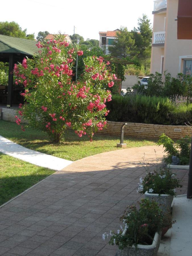 Villa „Drei Palmen“ سفيتي فيليب ياكوف المظهر الخارجي الصورة