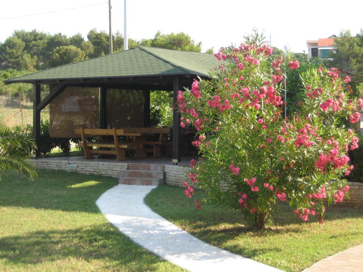 Villa „Drei Palmen“ سفيتي فيليب ياكوف المظهر الخارجي الصورة